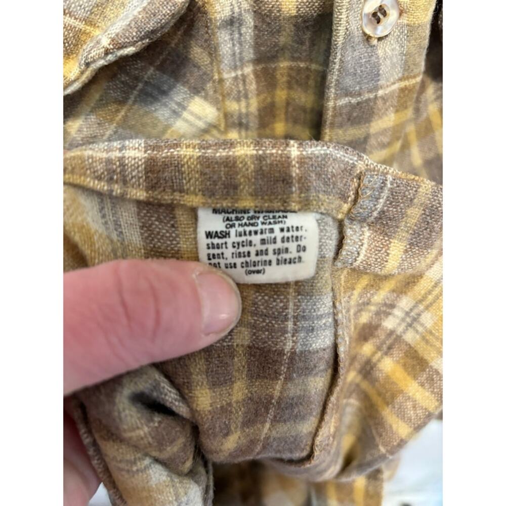 Vintage Pendleton Wool Board Flannel brown Plaid Flap Pockets. Unique Sz m - Picture 4 of 10